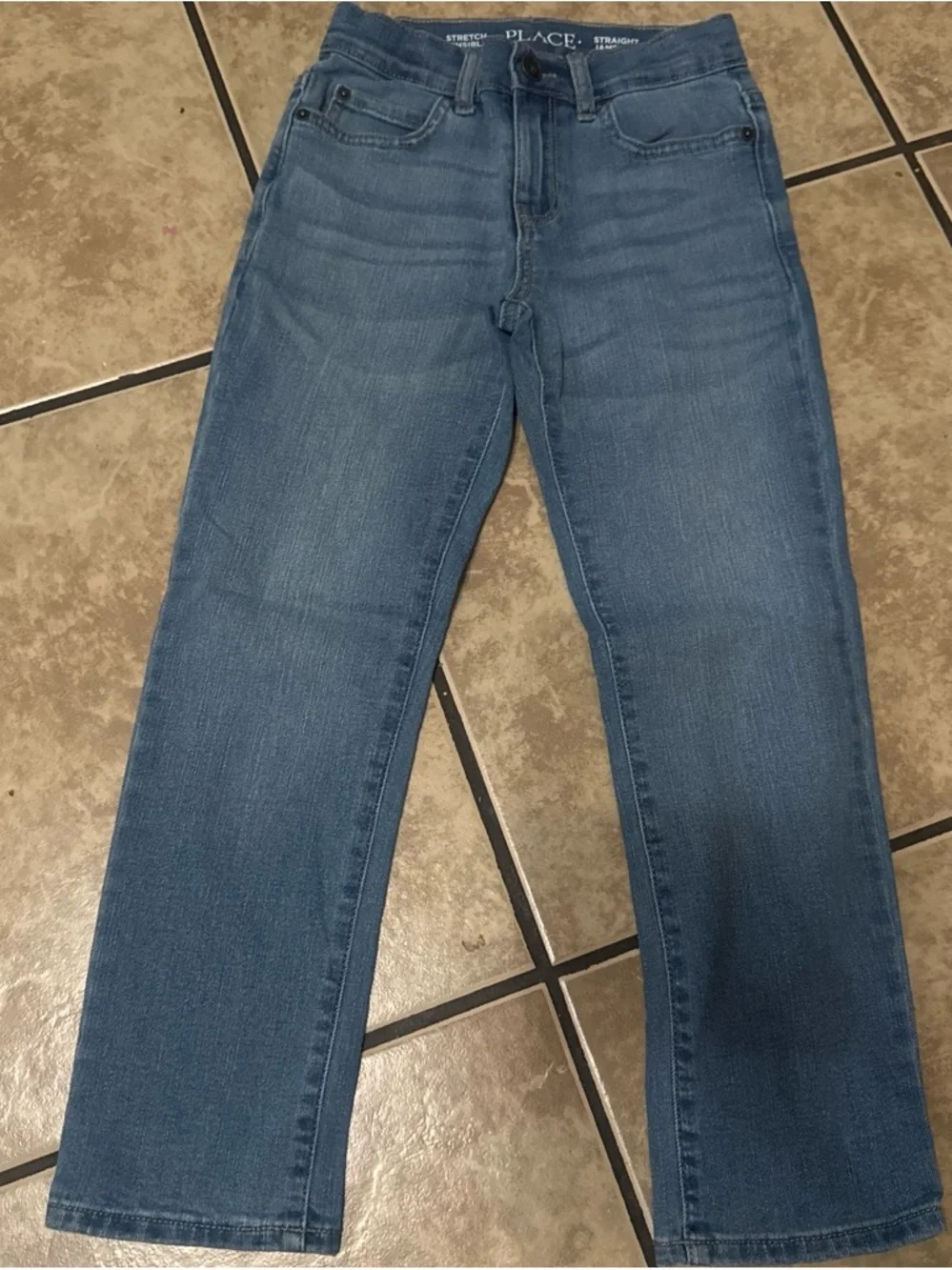 Kids children’s Place Straight-Leg Jeans in Medium Blue Wash size 7